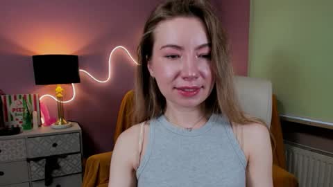 Snapshot of mia_luxx92 chatting on 11-14-25, 08:24 Mia online show from 11-14-25, 08:24