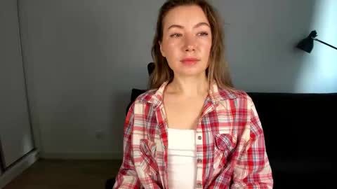 Mia online show from 02-28-26, 07:53