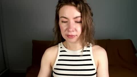 Mia online show from 07-18-26, 07:12