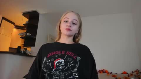 Mia here Appreciate your support online show from 09-17-25, 10:39