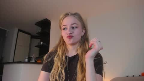 Mia here Appreciate your support online show from 10-18-25, 11:55