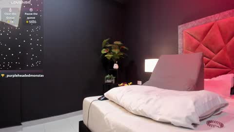 Snapshot of mia_milff chatting on 03-11-25, 10:20 MIA online show from 03-11-25, 10:20