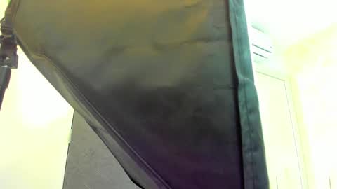 mia montess online show from 03-23-26, 04:33