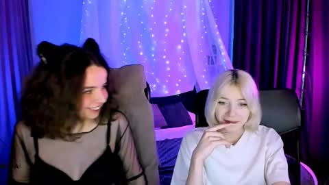 Snapshot of mia_mooon_ chatting on 05-19-26, 06:58 mia_mooon_ online show from 05-19-26, 06:58