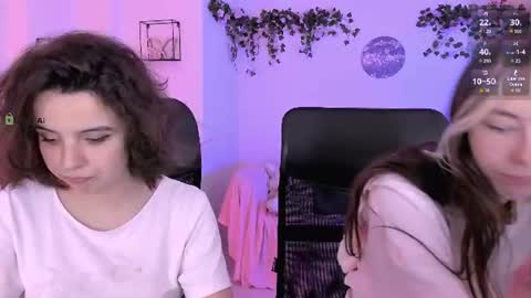 mia_mooon_ online show from 07-11-26, 08:39