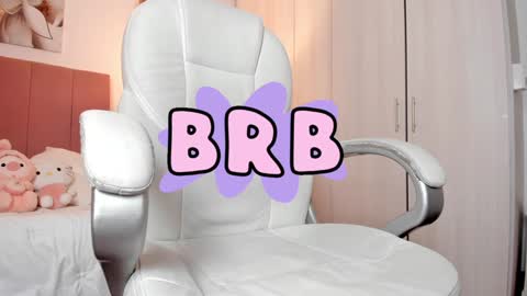 Snapshot of mia_nevaeh chatting on 02-09-25, 12:17 Mia Nevaeh - follow me online show from 02-09-25, 12:17