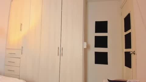 Snapshot of mia_nevaeh chatting on 03-08-25, 08:46 Mia Nevaeh - follow me online show from 03-08-25, 08:46