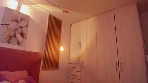 Snapshot of mia_nevaeh chatting on 09-11-25, 08:42 Mia Nevaeh - follow me online show from 09-11-25, 08:42