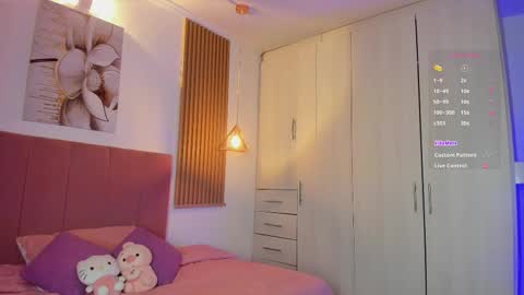 Snapshot of mia_nevaeh chatting on 09-12-25, 08:42 Mia Nevaeh - follow me online show from 09-12-25, 08:42