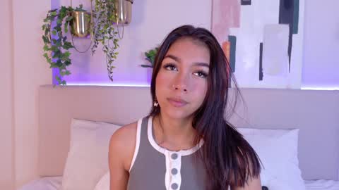 mia_oconner online show from 01-16-25, 11:26