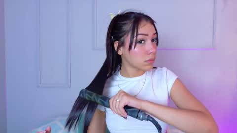 mia_oconner online show from 10-01-25, 07:42