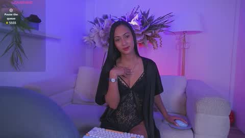 Mia online show from 03-22-26, 11:13
