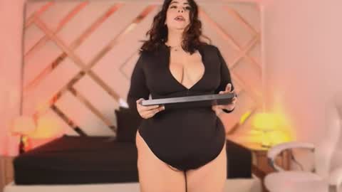mia_pembroke_ online show from 07-21-26, 03:42