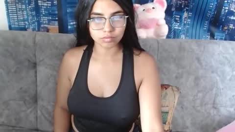 Mia  online show from 04-25-26, 06:05