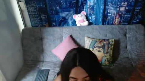 Snapshot of mia_peyton chatting on 06-16-26, 03:58 Mia online show from 06-16-26, 03:58
