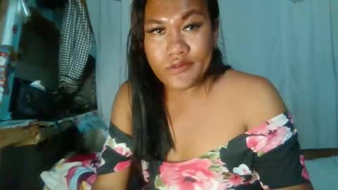 Snapshot of mia_revita chatting on 05-03-26, 08:37 mia_revita online show from 05-03-26, 08:37