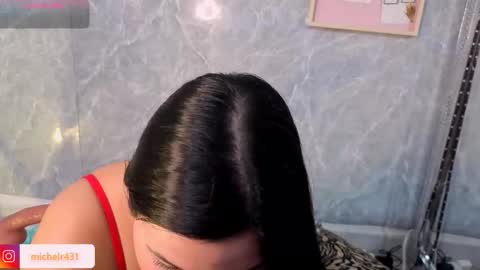 mia reys online show from 04-10-26, 01:38