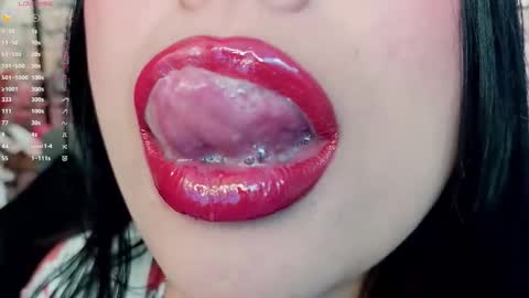 Snapshot of mia_roux1 chatting on 11-29-25, 07:00 Mia online show from 11-29-25, 07:00