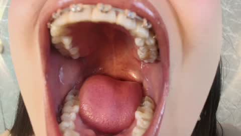 Snapshot of mia_roux13 chatting on 01-01-25, 09:52 Mia Roux online show from 01-01-25, 09:52