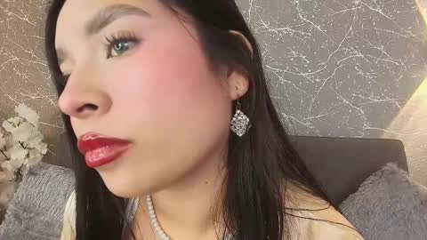 Snapshot of mia_roux13 chatting on 03-01-25, 07:04 Mia Roux online show from 03-01-25, 07:04