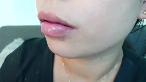 Snapshot of mia_roux13 chatting on 09-11-25, 07:14 Mia Roux online show from 09-11-25, 07:14