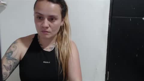 Snapshot of mia_sepulveda chatting on 01-08-25, 01:21 Mia Sepulveda online show from 01-08-25, 01:21