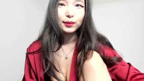 Snapshot of mia_soyun chatting on 12-03-25, 06:06 Your Soyun online show from 12-03-25, 06:06
