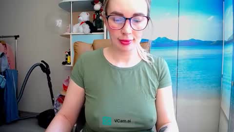 Mia. online show from 03-13-26, 01:29