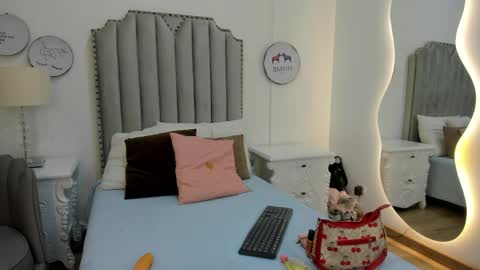 mia_tentacion__ online show from 05-16-26, 07:34