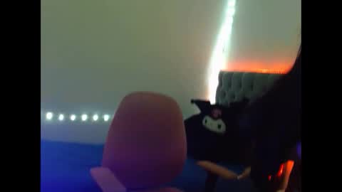 Snapshot of mia_vantt chatting on 03-14-26, 11:10 MIA VANTT online show from 03-14-26, 11:10