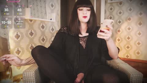 mia_wallase online show from 09-27-25, 05:18