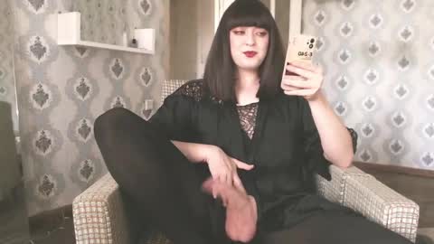 mia_wallase online show from 04-23-26, 02:30