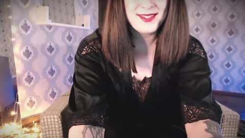 mia_wallase online show from 04-29-26, 03:54