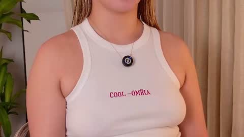 Mia White  online show from 07-26-26, 01:40