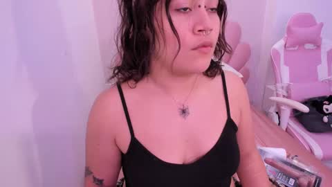 mia_yeager online show from 10-06-25, 03:15