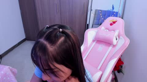 mia  nicolle online show from 01-09-25, 11:45