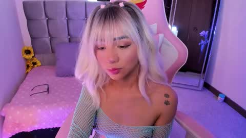 mia  nicolle online show from 09-14-25, 12:59