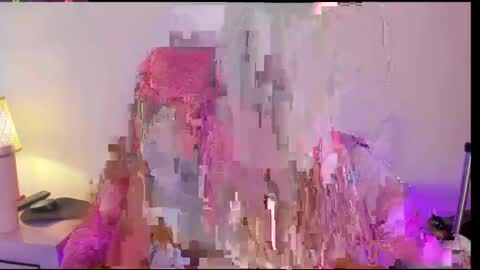 Mia online show from 11-11-25, 06:52