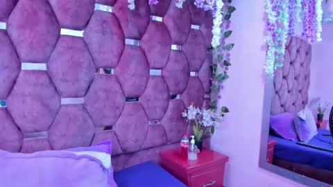 miaa_davis_ online show from 12-20-25, 03:02