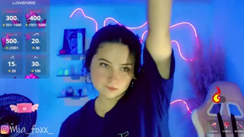 Snapshot of miaa_foxx_ chatting on 03-01-25, 05:09 Mia online show from 03-01-25, 05:09