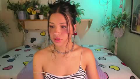 Snapshot of miaa_rose__ chatting on 05-25-26, 09:21 Miaa online show from 05-25-26, 09:21