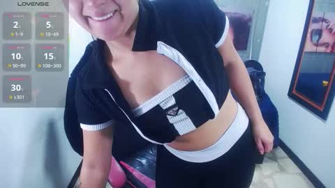       online show from 11-25-25, 04:18