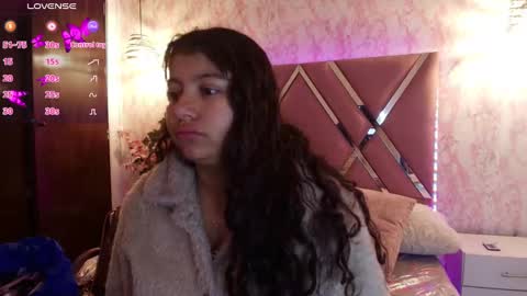 miaa_smiith1 online show from 03-10-25, 12:15