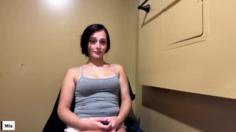 miaaellie online show from 07-15-26, 04:18