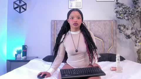 miaakittyy online show from 05-10-26, 11:37