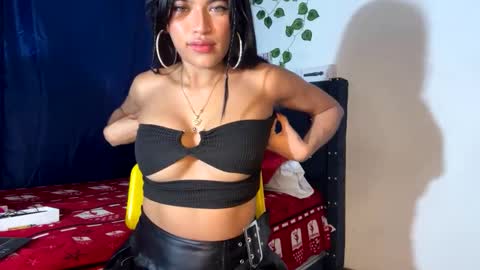 Snapshot of miaandluciferxxx chatting on 01-30-25, 11:24 miaandluciferxxx online show from 01-30-25, 11:24