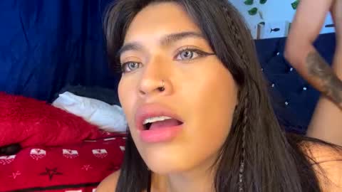 Snapshot of miaandluciferxxx chatting on 01-31-25, 05:30 miaandluciferxxx online show from 01-31-25, 05:30