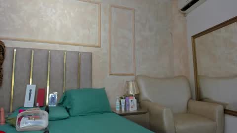 Miaasummer online show from 05-09-26, 11:26