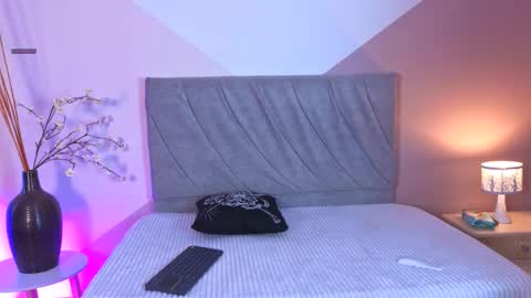 miablack_k online show from 11-09-25, 08:29