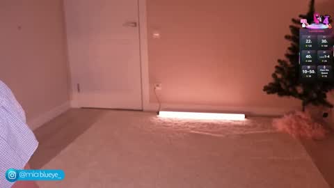 miablueye online show from 02-19-26, 04:36